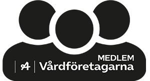 Vårdföretagarnas logo.